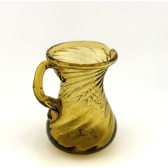 Hand Blown Vintage Amber Swirl Miniature Pitcher Creamer Vintage 3.5 in. - Picture 4 of 11